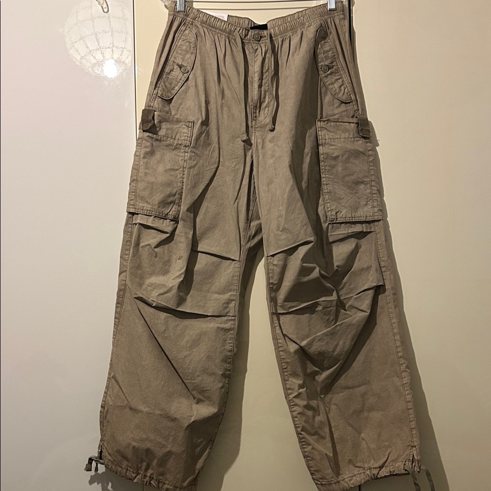 H&M Men's Brown Cargo Pants